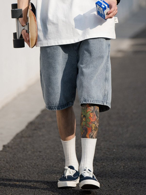 「Jorts」is the summer must-have for Cleanfit Boy